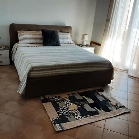 Tre Stelle Bed & Breakfast ปอร์โตตอร์เรส ภายนอก รูปภาพ